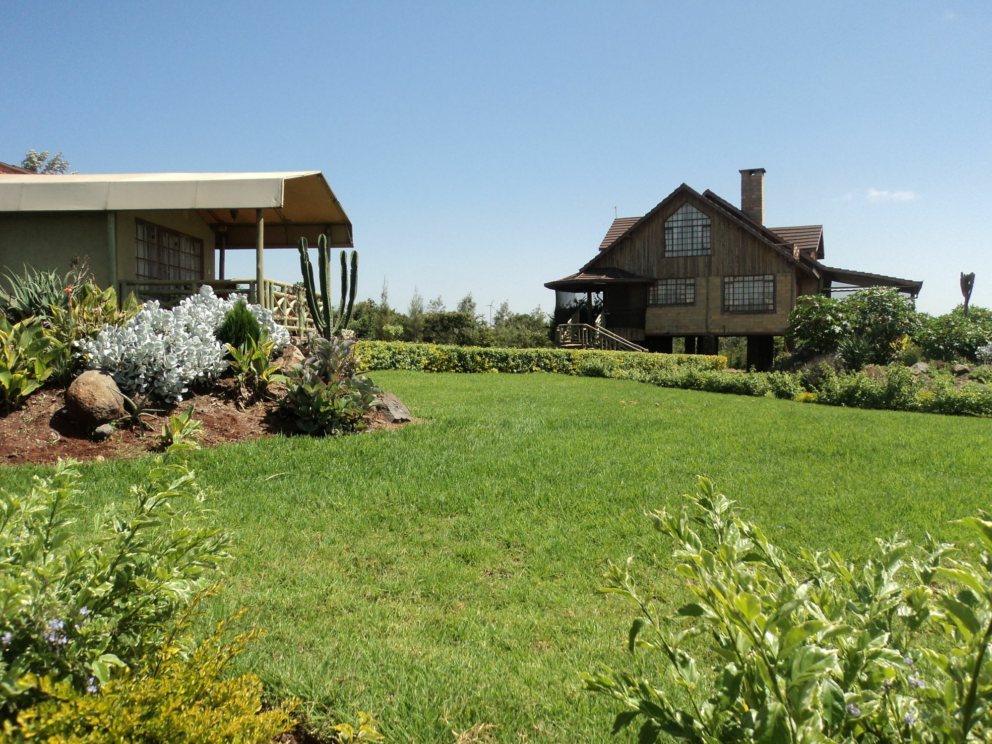 Hotel Sangare Gardens Mweiga Exterior foto